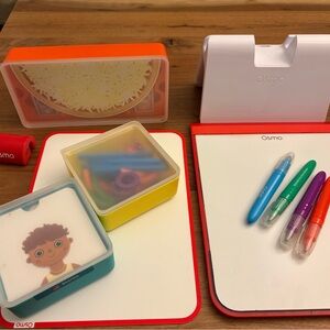 Osmo Kids Learning Toy Set - with pizza math set and costume party